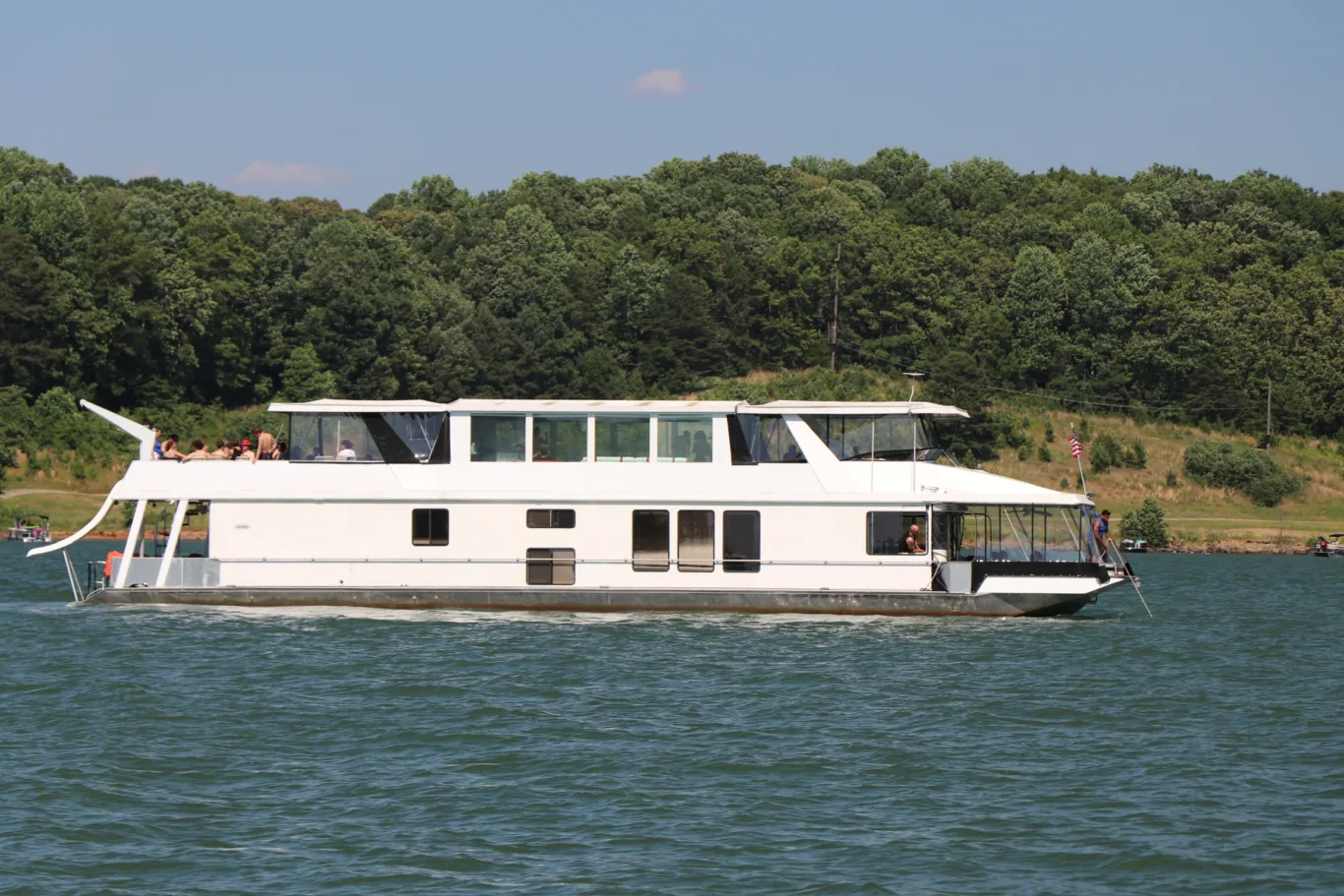 Daytime Cruises Event Gallery Lake Lanier Luxury Houseboat and Yacht