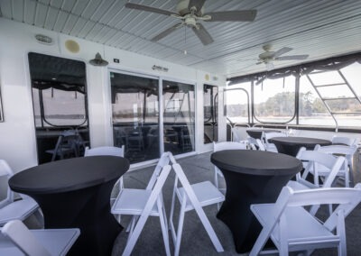 The Fantasy Luxury Houseboat | Luxury Houseboat Cruise on Lake Lanier
